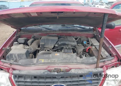 2002 Ford Explorer Xlt из США, поврежденный, VIN 1FMZU73E22UD28636